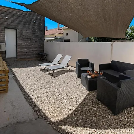 Centre - Terrasse - Baignoire Balneo - Clim * Agde